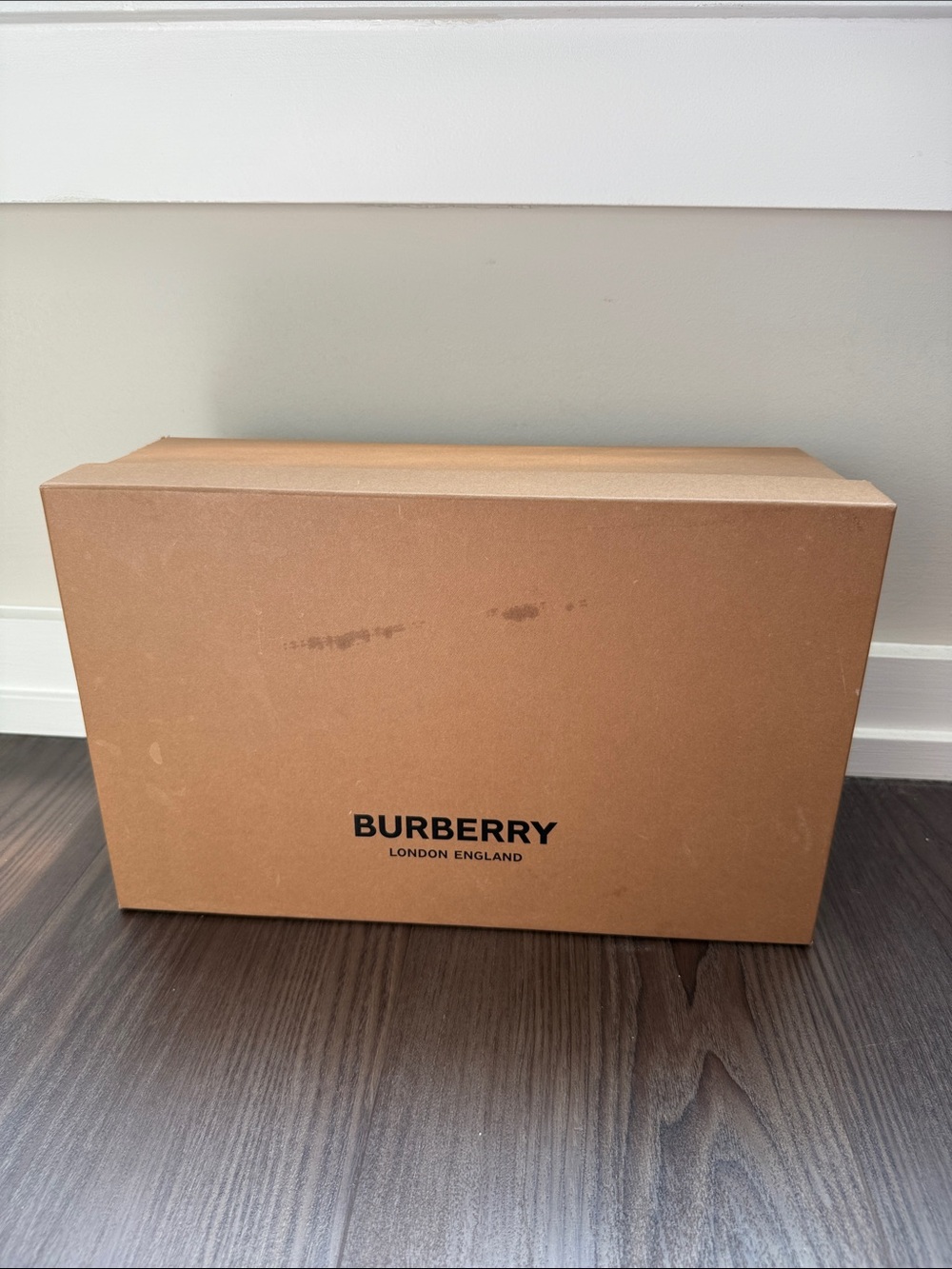 Burberry empty shoe box